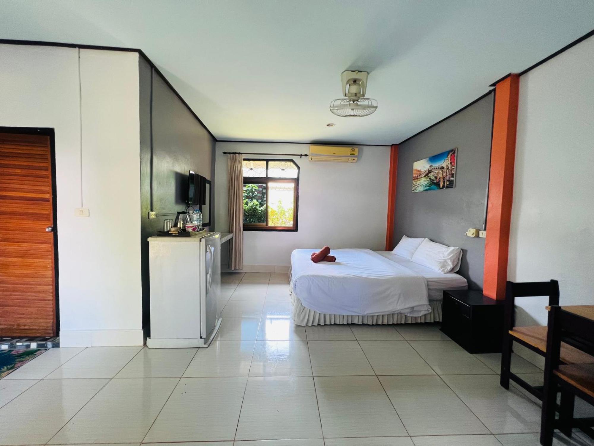 Prukrom Lanta Guesthouse Koh Lanta Exterior foto