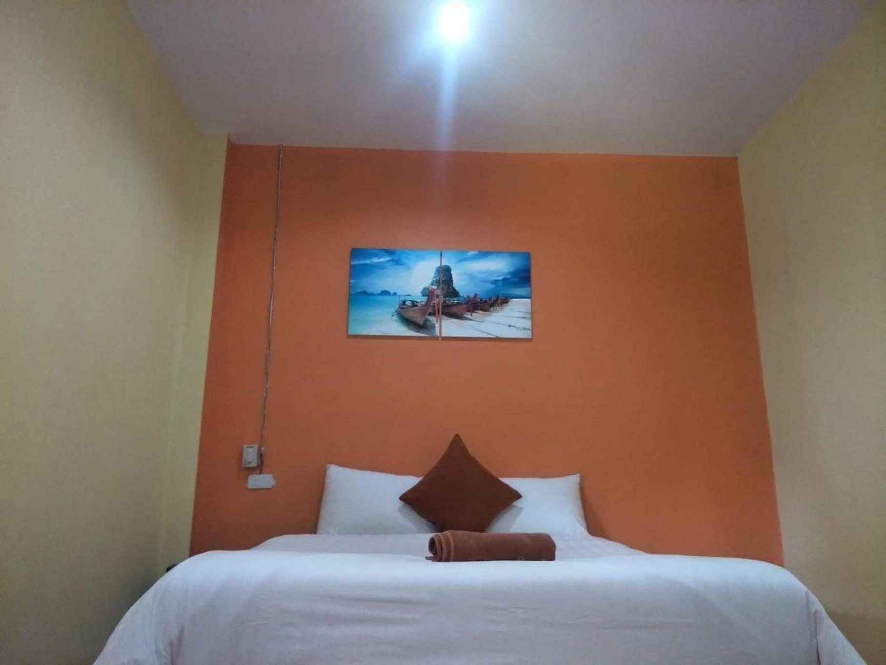 Prukrom Lanta Guesthouse Koh Lanta Quarto foto